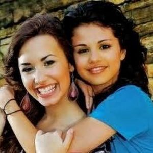 Meet your Posher, Ash